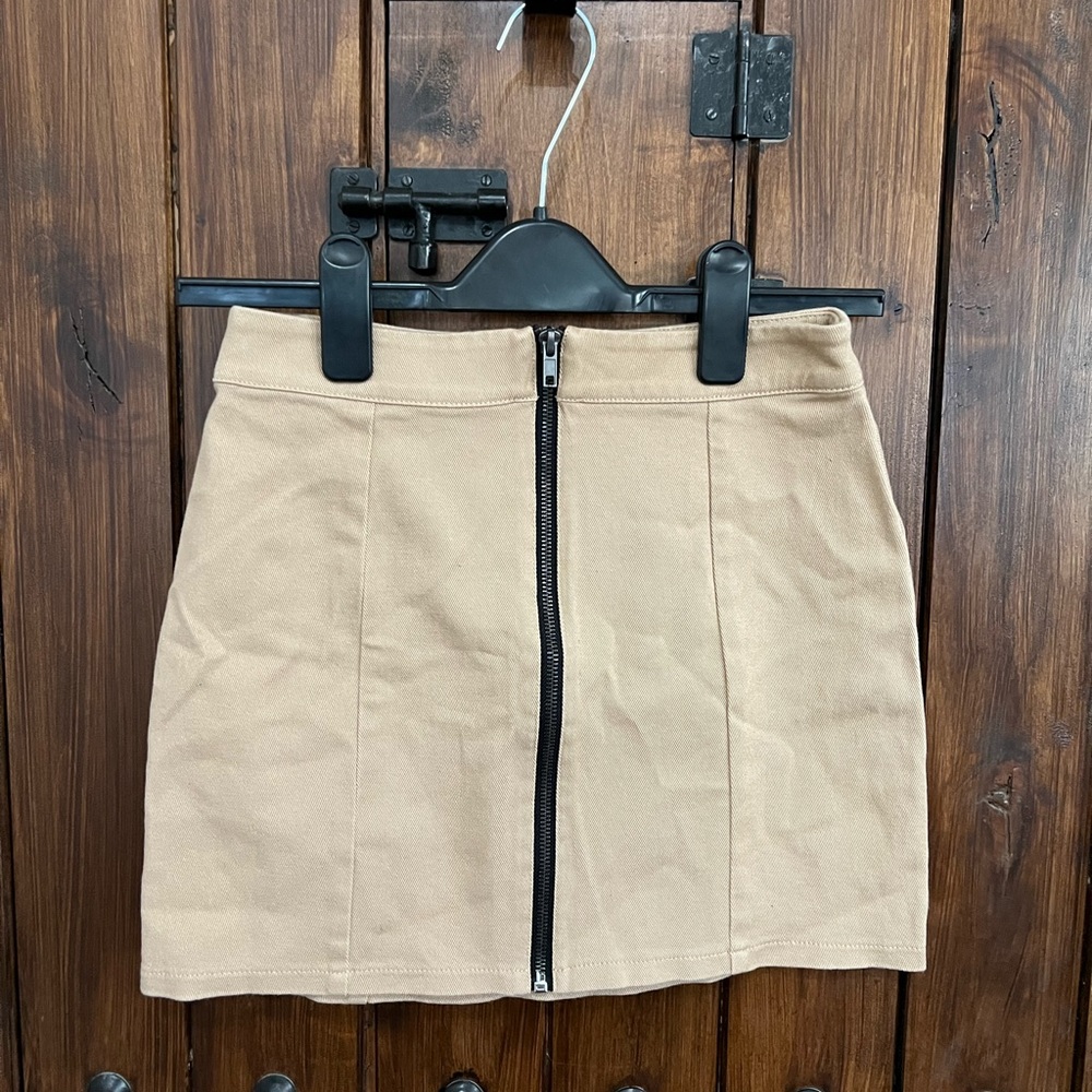 Forever 21 mini skirt